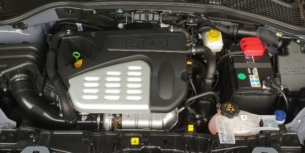 fiat_tipo_1_6_ab_2015.jpg